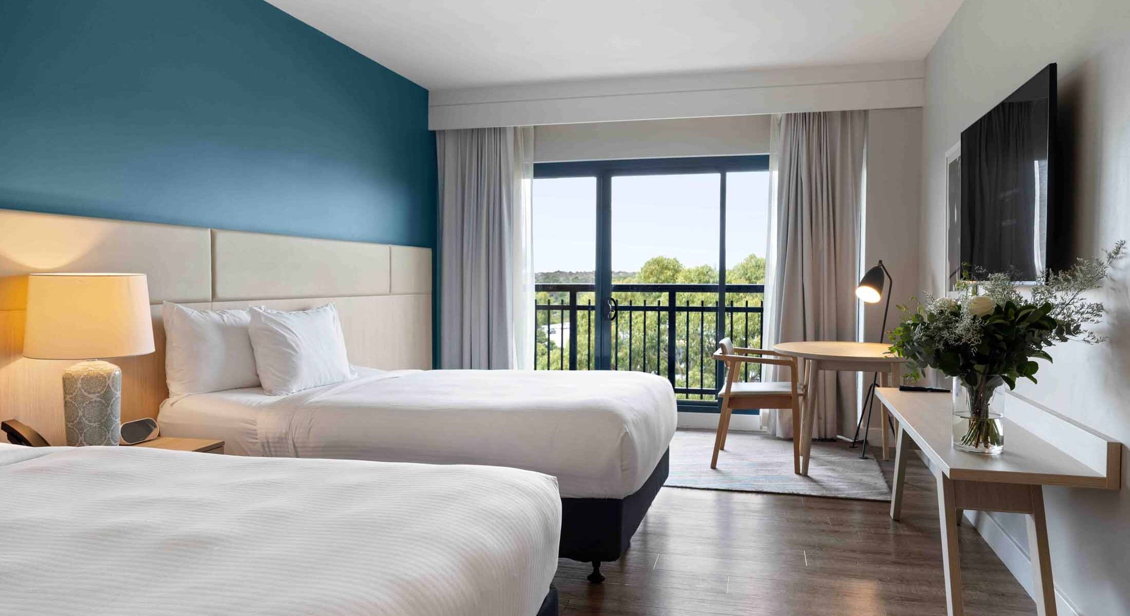Standard and Premium Rooms Crowne Plaza Macquarie Park