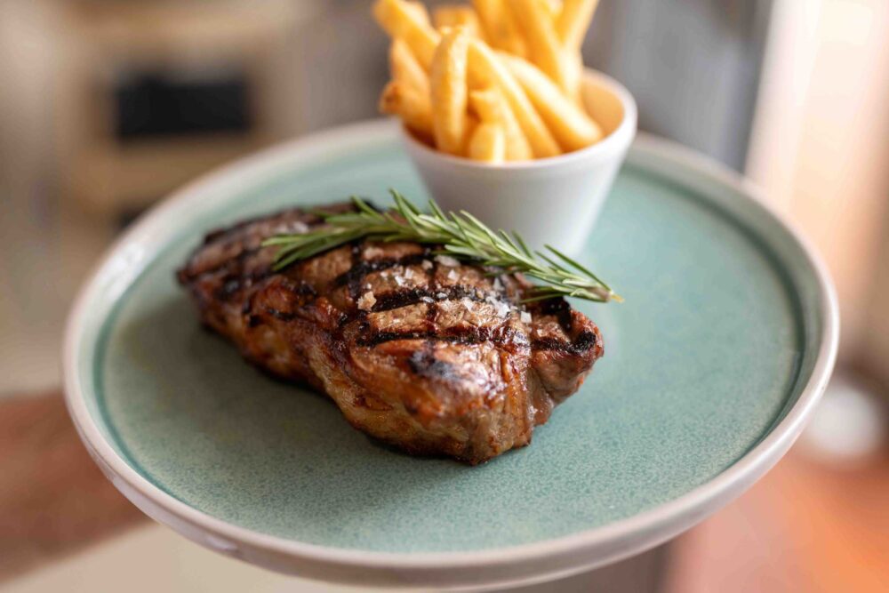 Enjoy delicious food at Crowne Plaza Sydney Macquarie Park